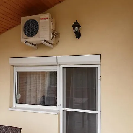 Jozefin Apartman Heviz Exterior photo